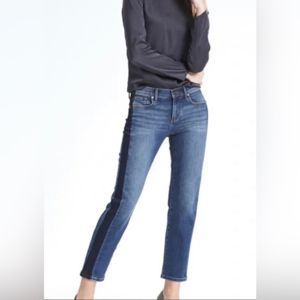 Banana Republic Two Tone Girlfriend Crop